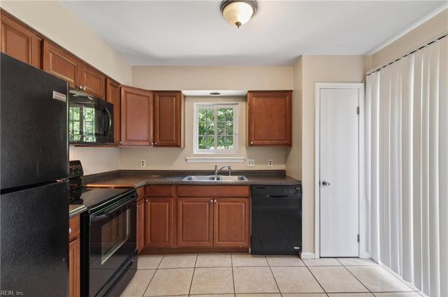 331 47th ST, Newport News, VA 23607