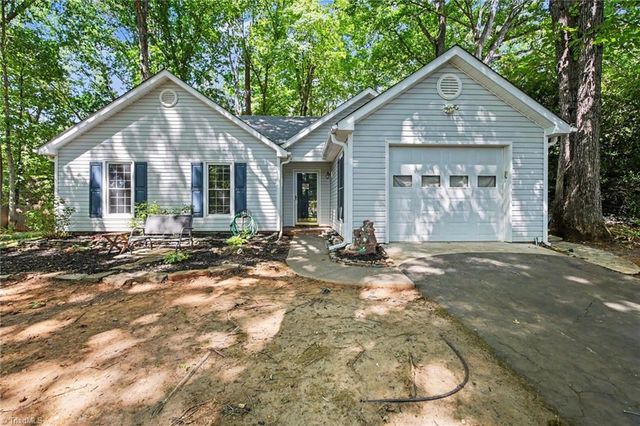 9520 Jefferson Valley Drive, Rural Hall, NC 27045