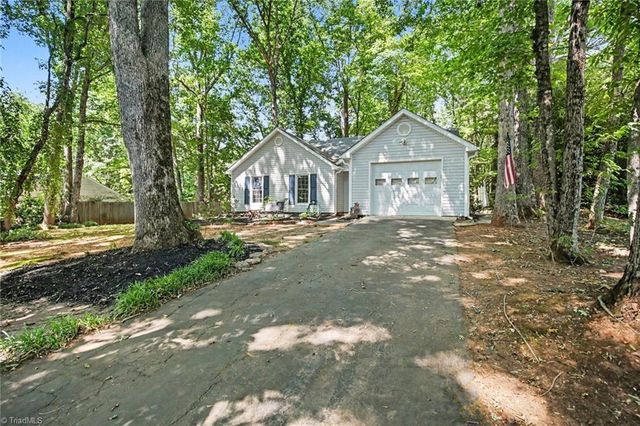 9520 Jefferson Valley Drive, Rural Hall, NC 27045