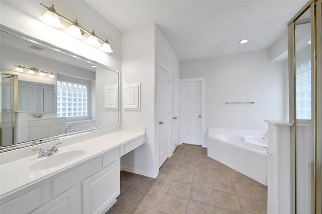 12802 Mossy Ledge Drive, Tomball, TX 77377