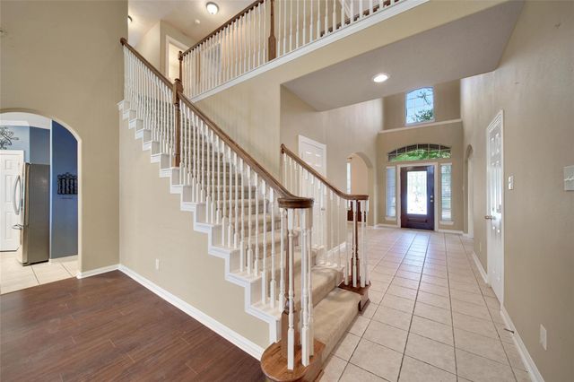 12802 Mossy Ledge Drive, Tomball, TX 77377