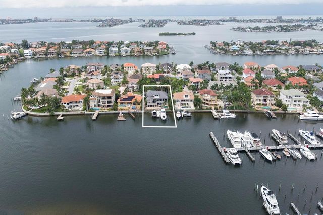 6113 PASADENA POINT BOULEVARD, Gulfport, FL 33707
