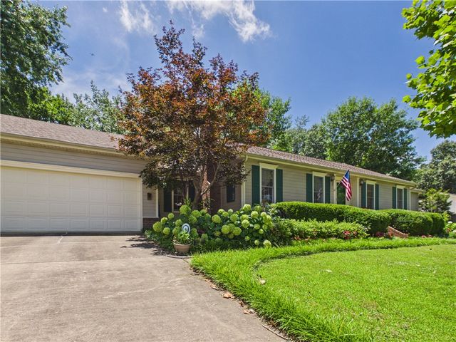 1616 Windsor Drive, Harrison, AR 72601