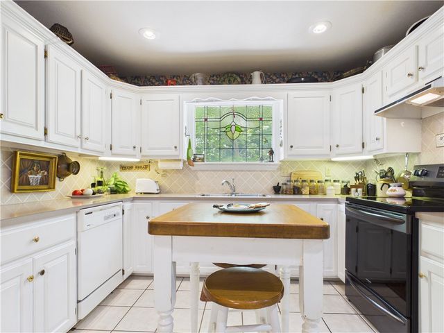 1616 Windsor Drive, Harrison, AR 72601