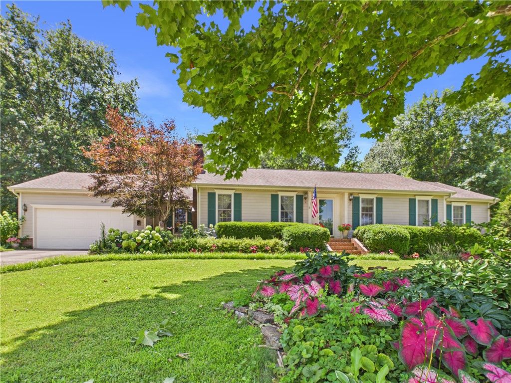 1616 Windsor Drive, Harrison, AR 72601