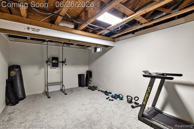 37077 Brynford Drive, Clinton Township, MI 48036