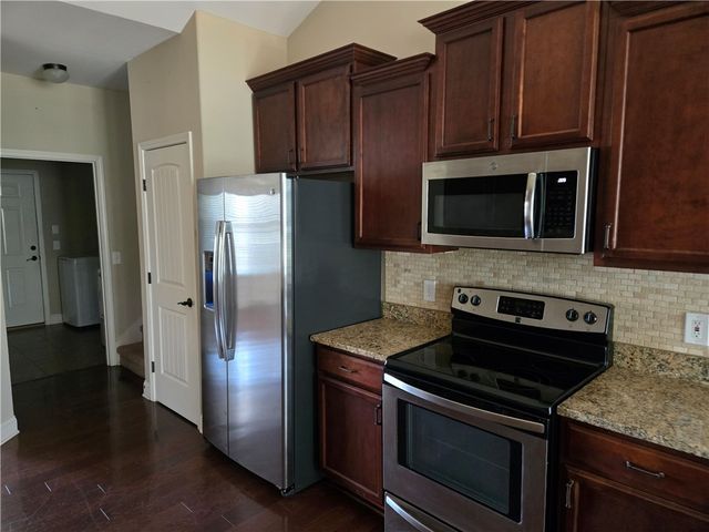 304 Knoll View, Seneca, SC 29678