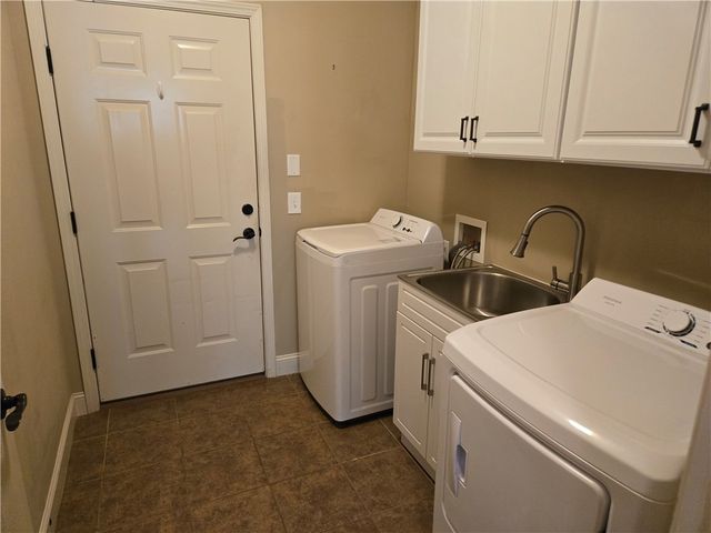 304 Knoll View, Seneca, SC 29678
