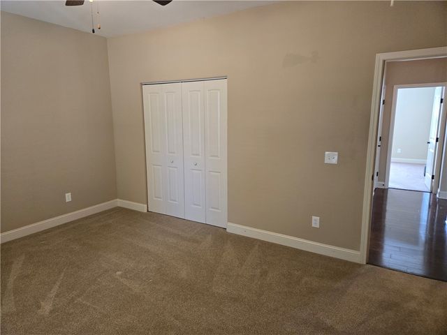 304 Knoll View, Seneca, SC 29678