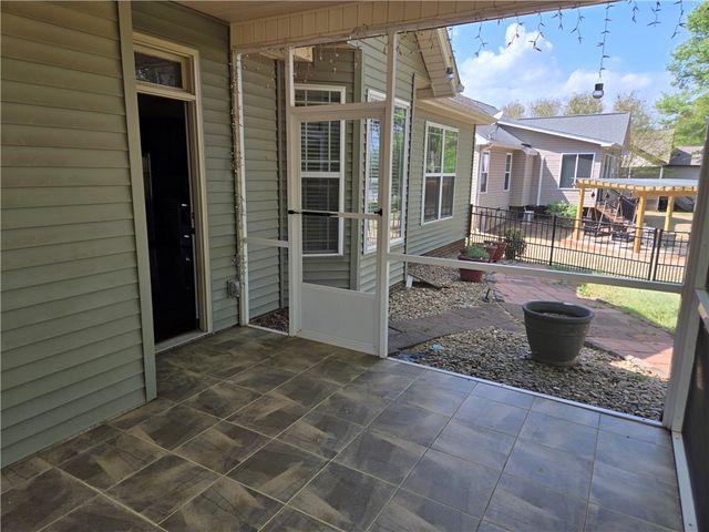 304 Knoll View, Seneca, SC 29678