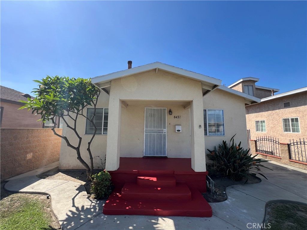 8437 San Vincente, South Gate, CA 90280 — photo 2