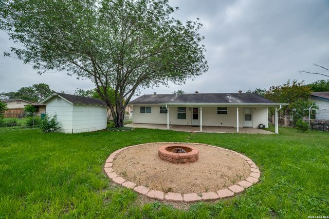 5815 FAWN VALLEY DR, San Antonio, TX 78242