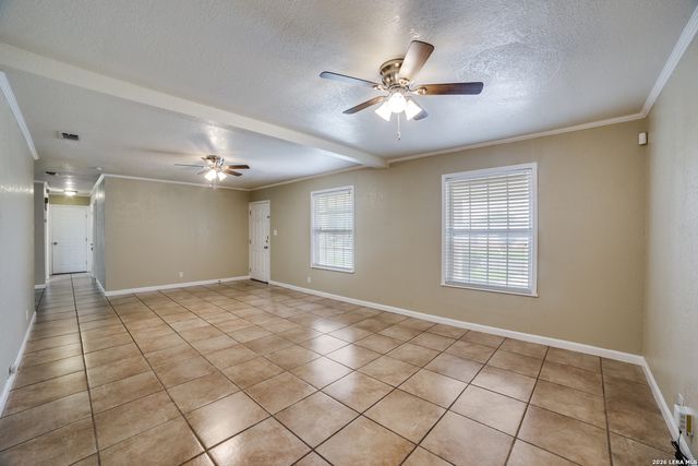 5815 FAWN VALLEY DR, San Antonio, TX 78242