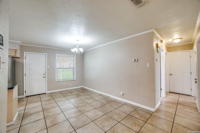 5815 FAWN VALLEY DR, San Antonio, TX 78242
