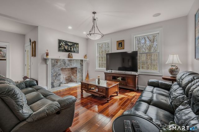 38 Jeremy Drive, East Lyme, CT 06333