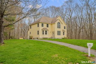 38 Jeremy Drive, East Lyme, CT 06333