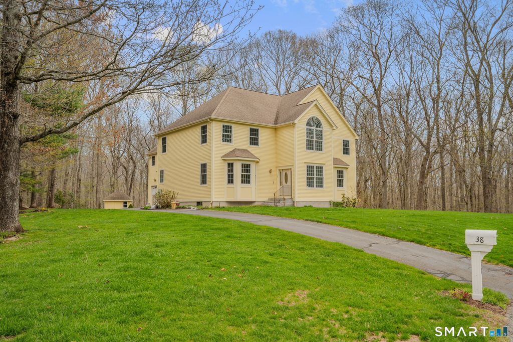 38 Jeremy Drive, East Lyme, CT 06333
