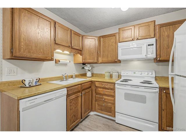 3124 S Wheeling Way 209-311, Aurora, CO 80014
