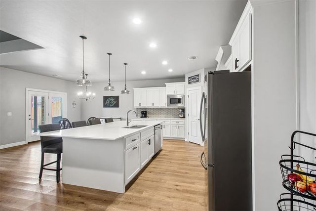 11225 SW 30th Street, Yukon, OK 73099