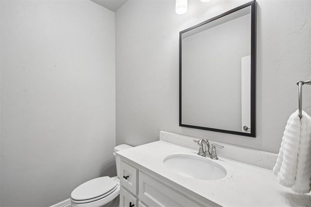 11225 SW 30th Street, Yukon, OK 73099