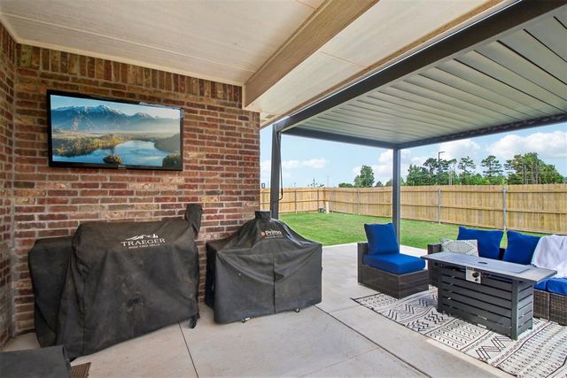 11225 SW 30th Street, Yukon, OK 73099