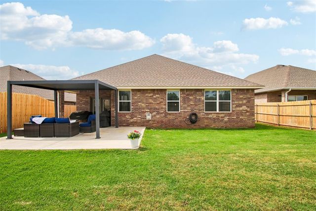 11225 SW 30th Street, Yukon, OK 73099