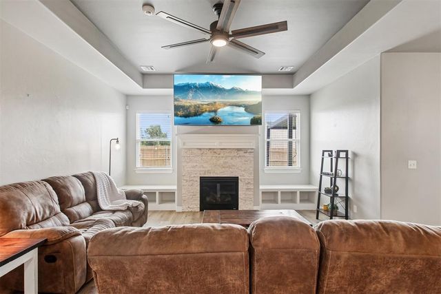 11225 SW 30th Street, Yukon, OK 73099