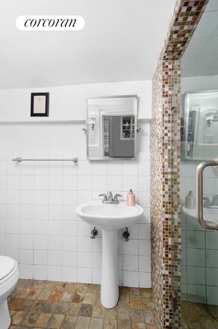 704 HUMBOLDT Street, New York City, NY 11222