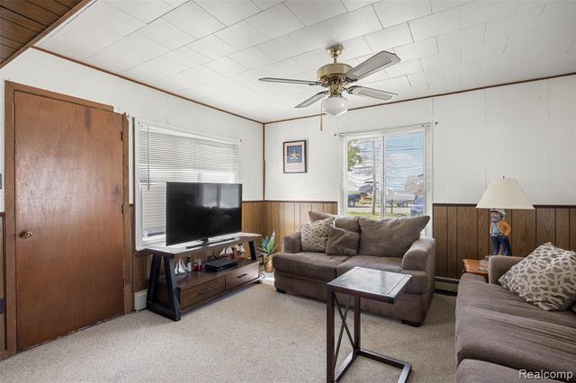 8893 Anchor Bay Drive, Algonac, MI 48001