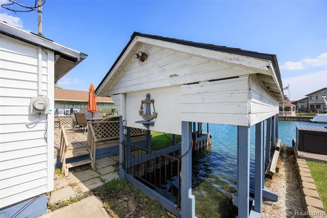 8893 Anchor Bay Drive, Algonac, MI 48001