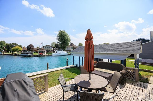 8893 Anchor Bay Drive, Algonac, MI 48001