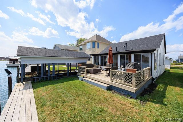 8893 Anchor Bay Drive, Algonac, MI 48001