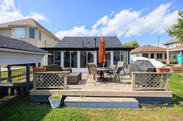 8893 Anchor Bay Drive, Algonac, MI 48001