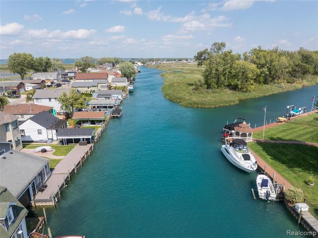 8893 Anchor Bay Drive, Algonac, MI 48001