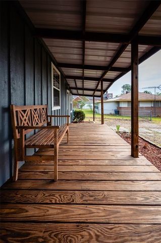 426 N Holland Street, Bellville, TX 77418