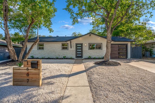 1607 WHELESS LN, Austin, TX 78723