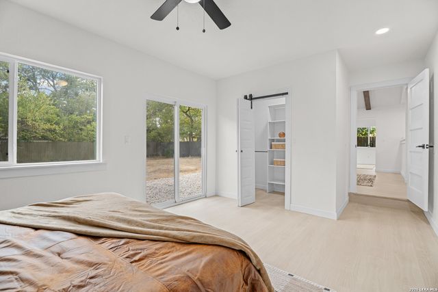 1607 WHELESS LN, Austin, TX 78723