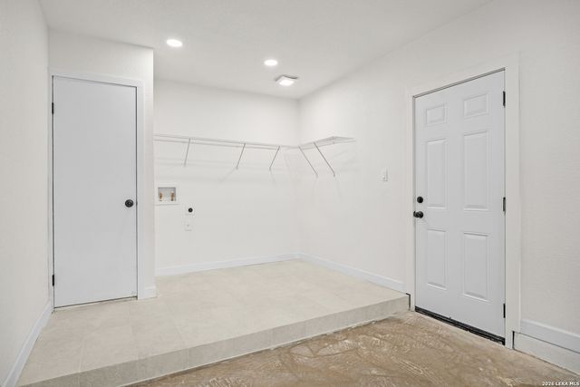 1607 WHELESS LN, Austin, TX 78723