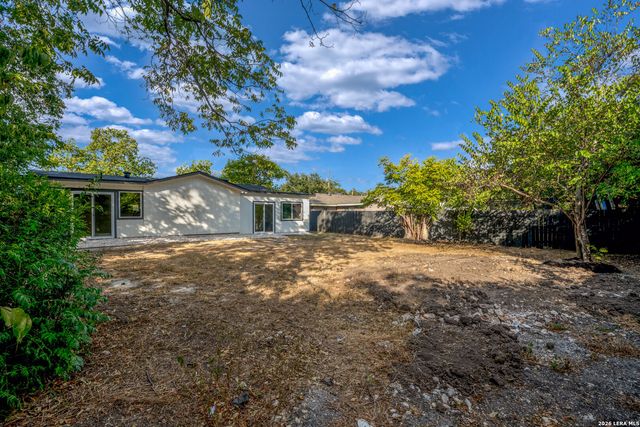 1607 WHELESS LN, Austin, TX 78723