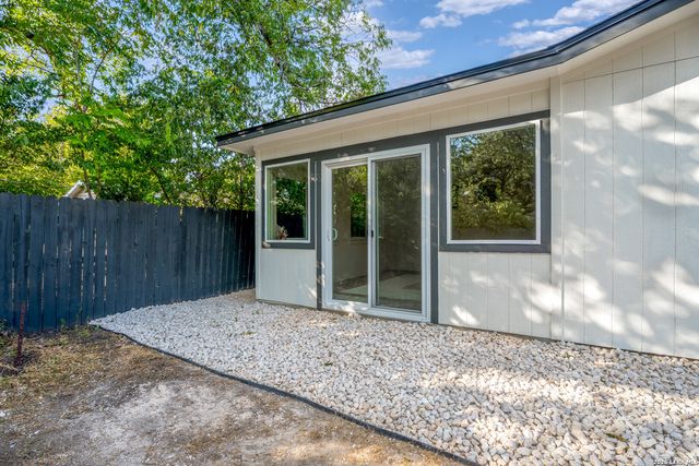1607 WHELESS LN, Austin, TX 78723