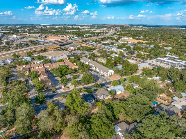 1607 WHELESS LN, Austin, TX 78723