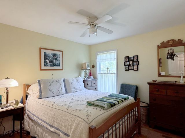 251 Perkins Pond Road, Sunapee, NH 03782