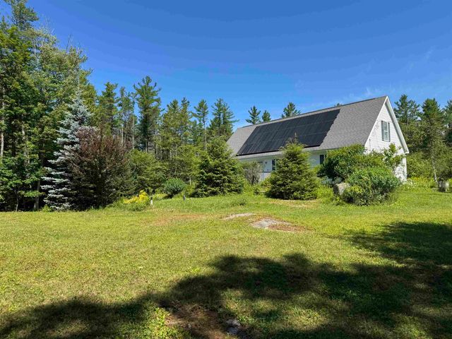 251 Perkins Pond Road, Sunapee, NH 03782