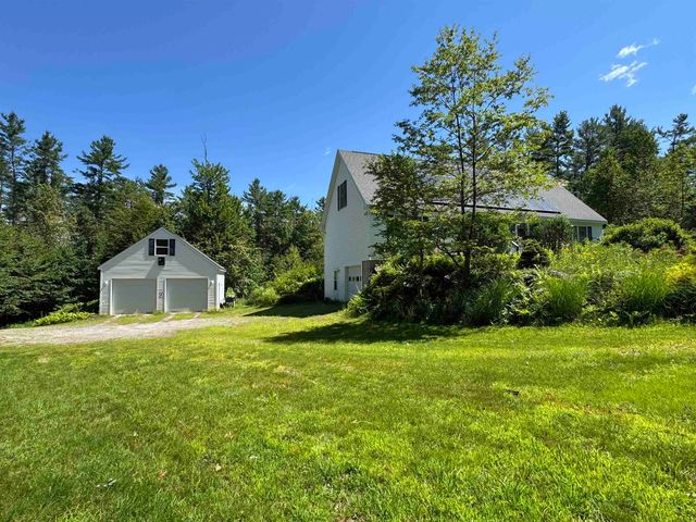 251 Perkins Pond Road, Sunapee, NH 03782