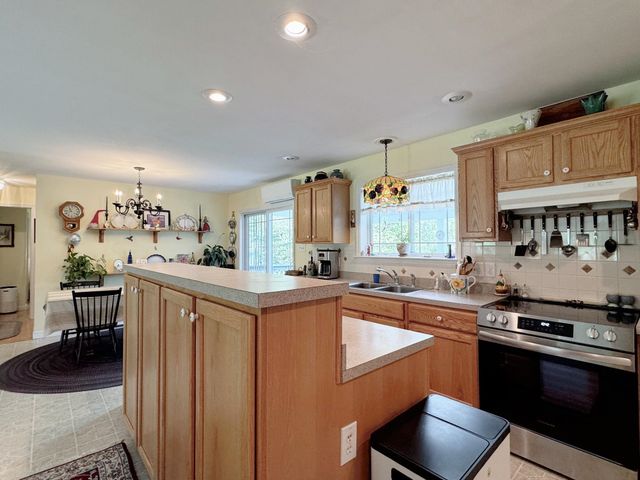 251 Perkins Pond Road, Sunapee, NH 03782