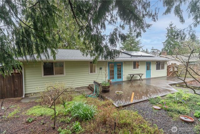 947 Logan Street, Port Townsend, WA 98368