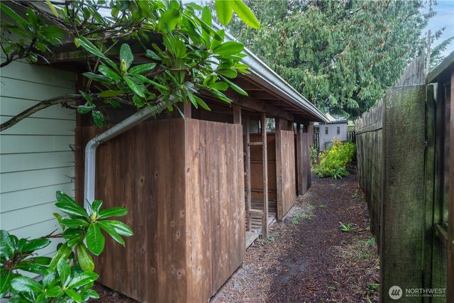 947 Logan Street, Port Townsend, WA 98368