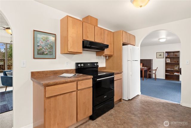 947 Logan Street, Port Townsend, WA 98368