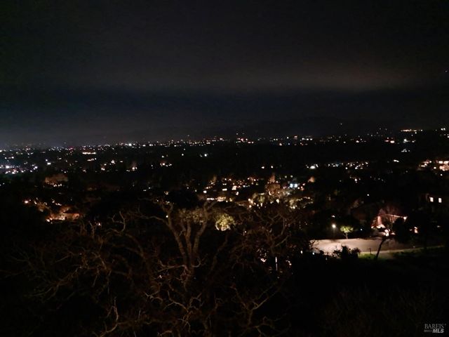 421 Bear Creek Cir, Napa, CA 94558