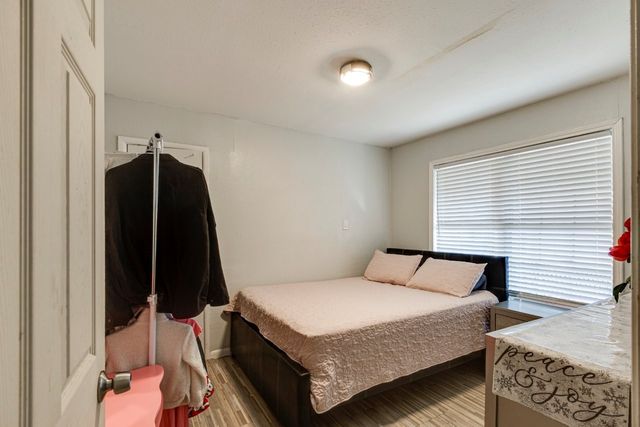 1522 Traymore Avenue, Dallas, TX 75217